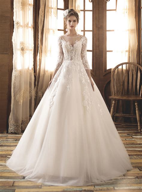 Champagne Tulle 3/4 Sleeve Lace Appliques Backless Wedding Dress