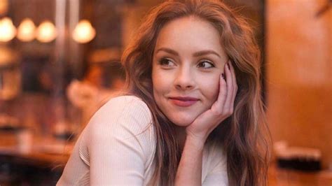 Олена Шоптенко поділась дитячим фото в патріотичному вбранні. Новости ...
