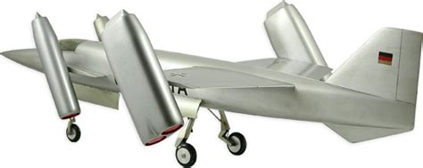 This model is an absolute museum piece for two principal reasons.