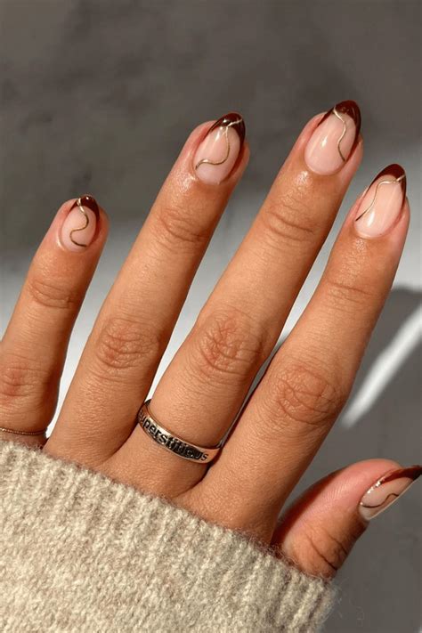 32 Cute Fall Nail Ideas to Try This Season - Mozie