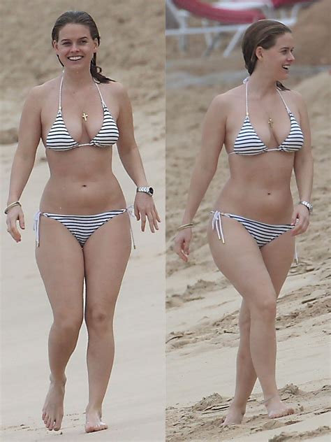 Alice Eve : Celebrity_Cleavage