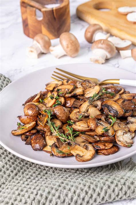 Cooking With Cafe Mushrooms Is Surprisingly Simple For Beginners - RYZE Superfoods