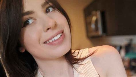 Anisa Jomha – Biography 2021 - BiographON