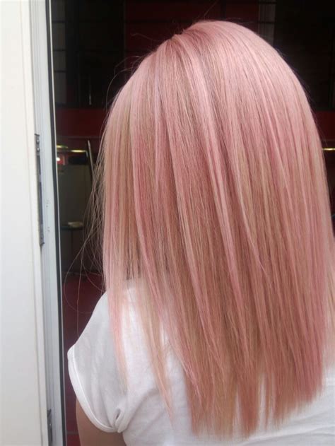 Нежно розовые волосы | Pink blonde hair, Hair color pastel, Pastel pink ...