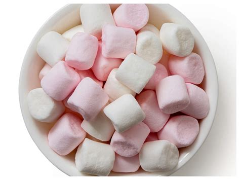 Story of Marshmallow, its uses and recipe