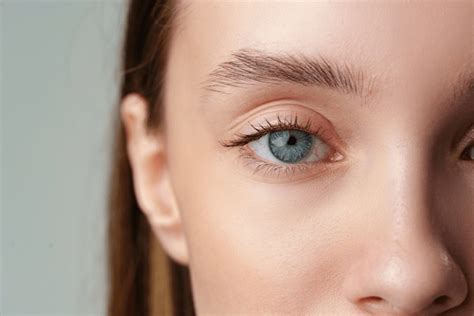 thousand close blue eyes close blue eyes royalty  images