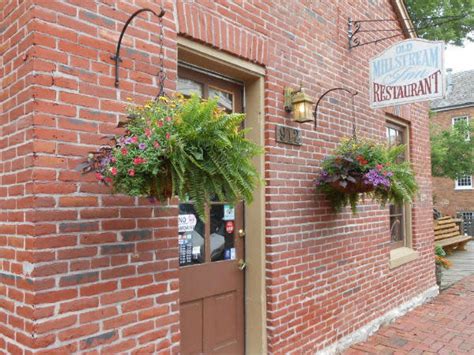 Old Millstream Inn