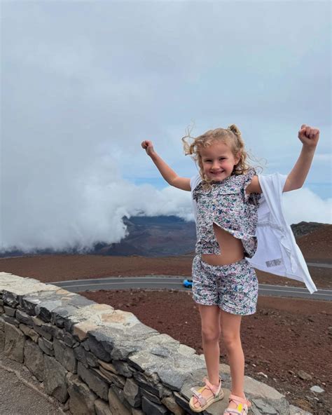 Sherry Holmes (@sherryholmes) • Instagram photos and videos