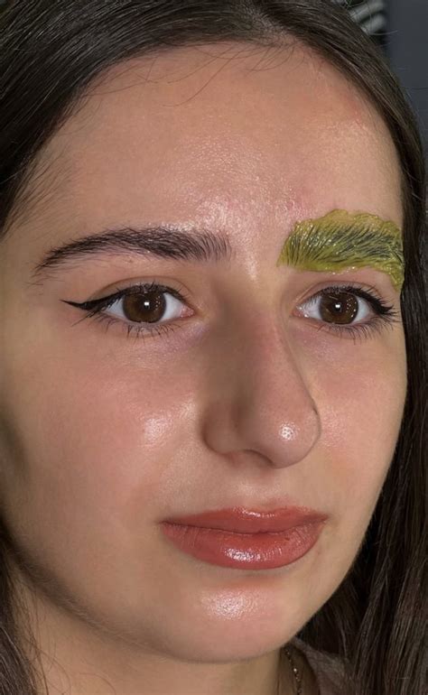 Уход «Organic brow» - Записаться на приём онлайн