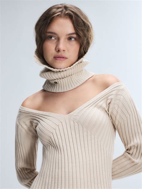 Très Soft Long-Sleeve Midi Sweater Dress in Brown | SAVAGE X FENTY