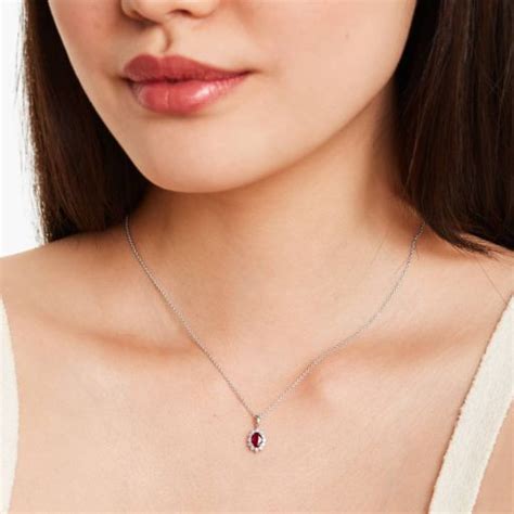 10 Best Red Gemstone Necklaces to Make You Stand Out