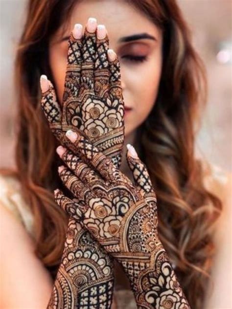 raksha bandhan  celebrate rakhi   stunning mehndi designs