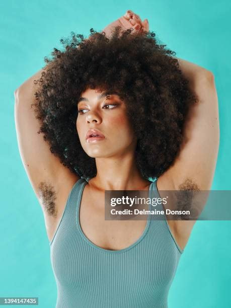 36 323 Female Hairy Photos et images haute résolution - Getty Images
