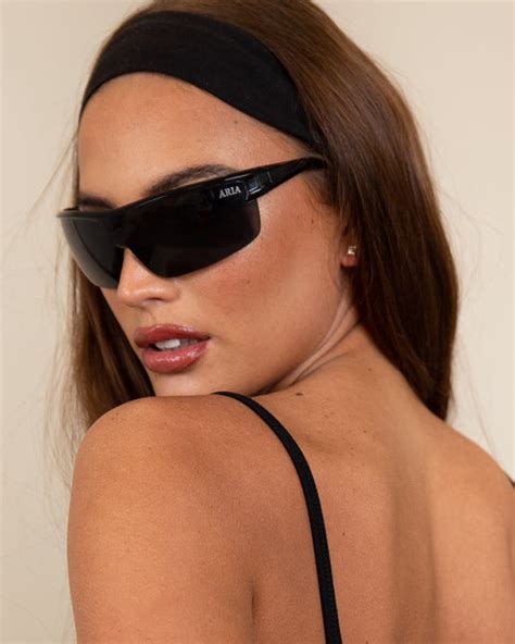 ACCESSORIES – Aria The Label