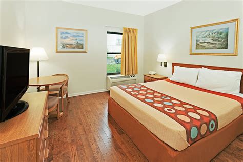 Super 8 by Wyndham Hampshire IL | Hampshire, IL Hotels