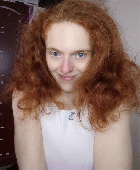 I think smiling makes the day go faster : r/MakeMeFeelGood