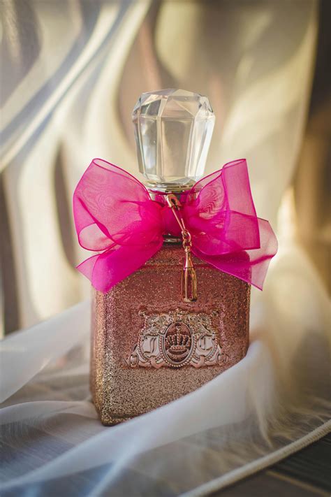 Parfum Photos, Download The BEST Free Parfum Stock Photos & HD Images