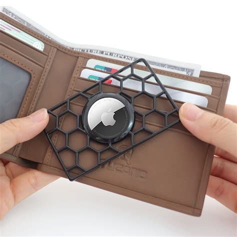 25 Best AirTag Wallet Options in 2023