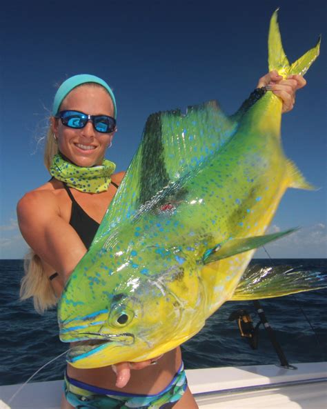 8x10 Darcizzle & Lit Up Mahi Mahi (Magazine Cover) - Darcizzle Offshore