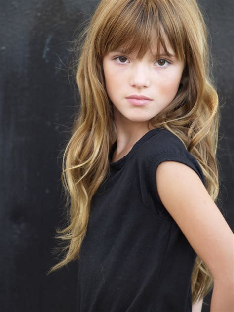 bella model images - usseek.com