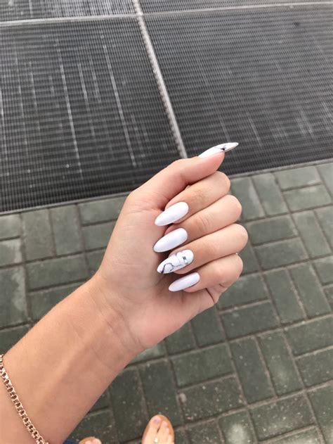 Белый миндаль ногти белые мрамор | Gel nails, Nails, Nail manicure