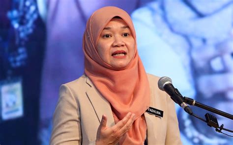 Education ministry aims for zero dropout rate in schools | FMT