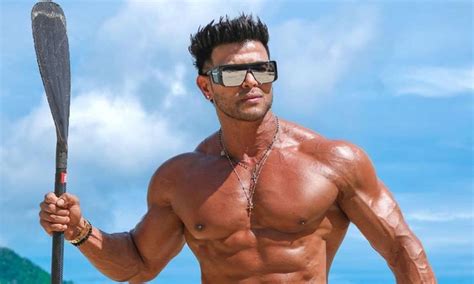 star  suspect  sahil khans shocking role   rs