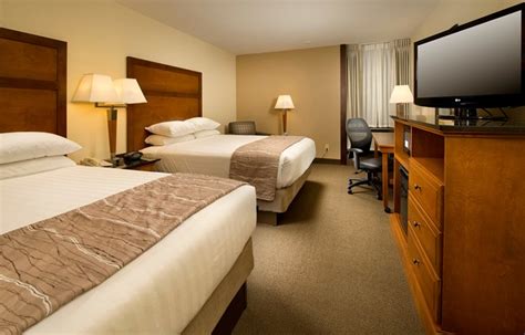 Drury Inn & Suites Springfield, IL - Drury Hotels