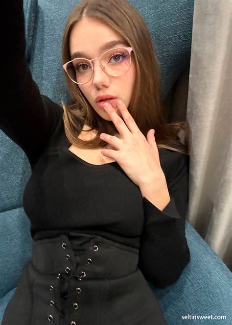 Selti | selfies : r/seltinsweety