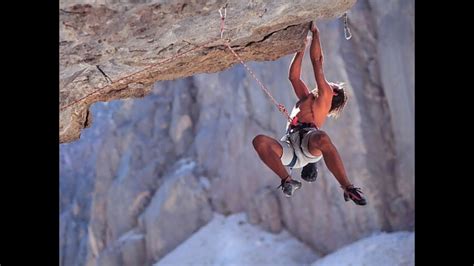 Экстремальное скалолазание. Восхождение соло (free climbing) - YouTube