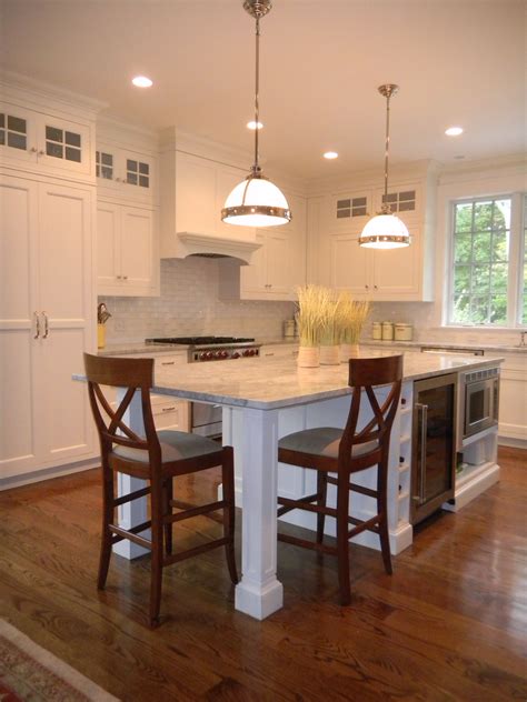 Kitchen Islands With End Seating at Timothy Isakson blog