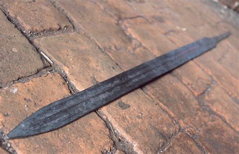 spatha  century ad illerup adal show   bladesmiths
