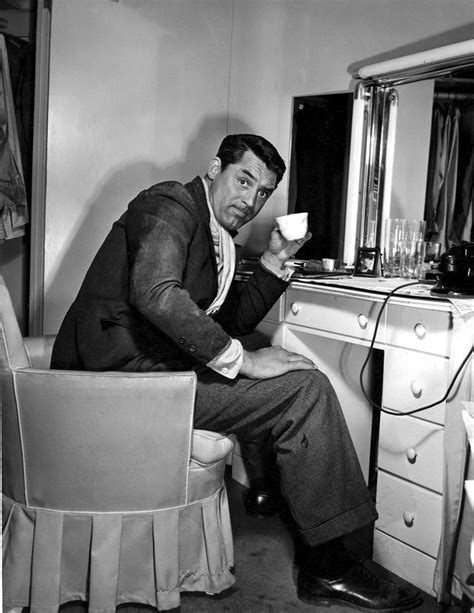 435 best Cary Grant images on Pinterest | Cary grant, Classic hollywood ...