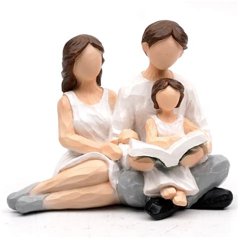 Family-and-Family-Series-Resin-Statue-Imitation-Woodcut-Desktop ...