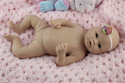 Pin von Tonia Christnach Tinelli auf Silikon Baby | Silikon baby, Silikon