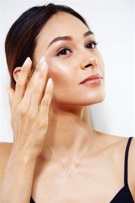 Should I Use Tinted Moisturizer? | POPSUGAR Beauty