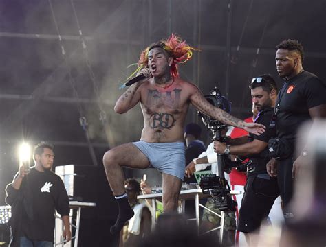 Feds Reportedly Raided Tekashi 6ix9ine’s Mansion, Forced DNA Test | The