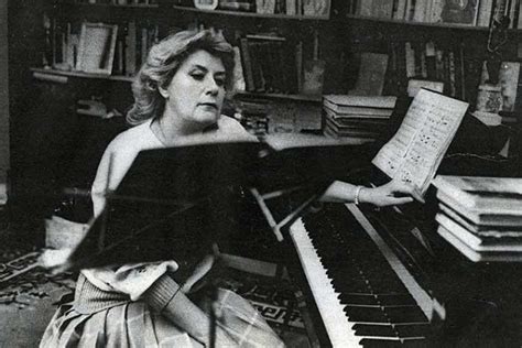Елена Образцова – биография, фото, личная жизнь, музыка - 24СМИ