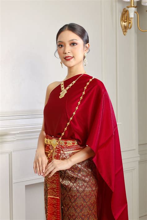 traditional thai dresses 9