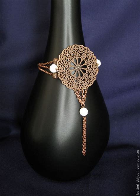 Браслет-слейв 'Медное кружево' | Ring holder, Holder, Decor