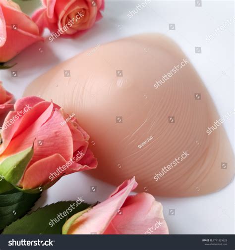 how to make false breasts