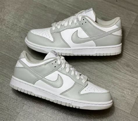 Here's Your First Look at the Nike Dunk Low WMNS "Photon Dust" - KLEKT Blog