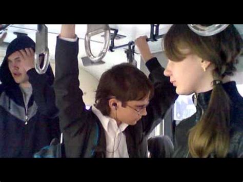 В автобусе:) - YouTube