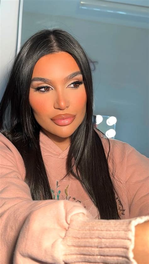 Parnia Porsche (@parniathedonn) • Instagram photos and videos