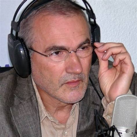 Иван Бакалов: В страна, управлявана от пожарникар, горят пожари в ...