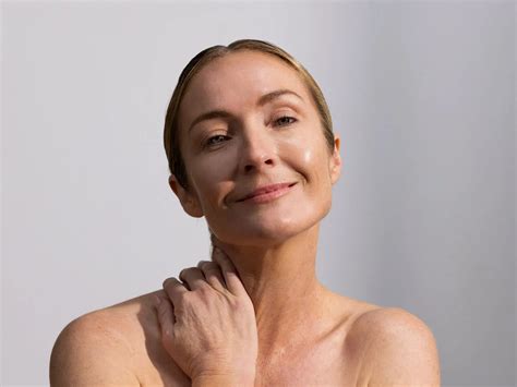 Hydrolysed Hyaluronic Acid vs Hyaluronic Acid | Synergie Skin