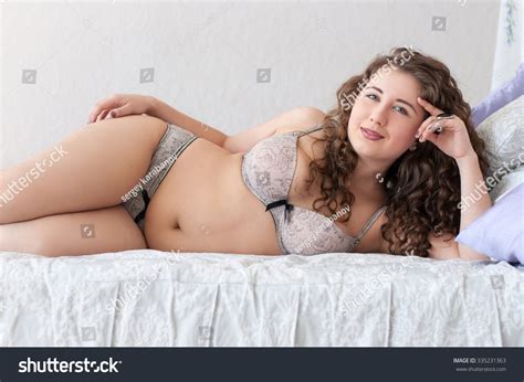 Plus Size Girl Boudoir Portrait Stock Photo 335231363 | Shutterstock