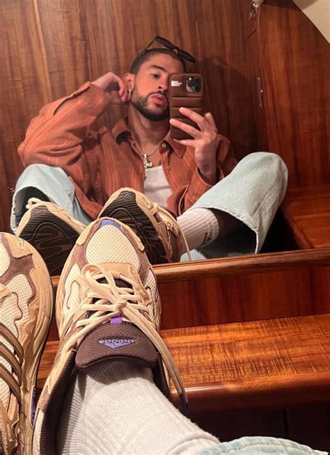Bad Bunny x adidas Response CL Paso Fino ID0780