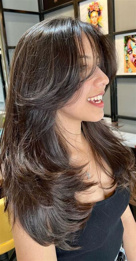 Este es el “Butterfly Cut”, el corte de cabello moda más femenino ...