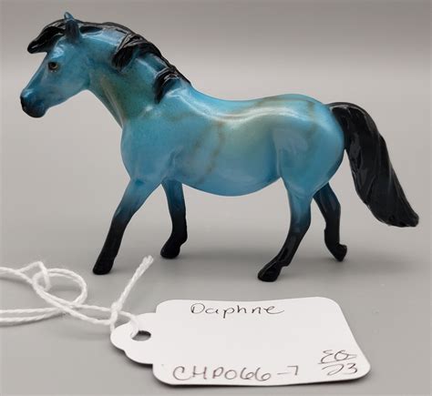 Turquoise: Pony Chip - Daphne | StoneHorseRef
